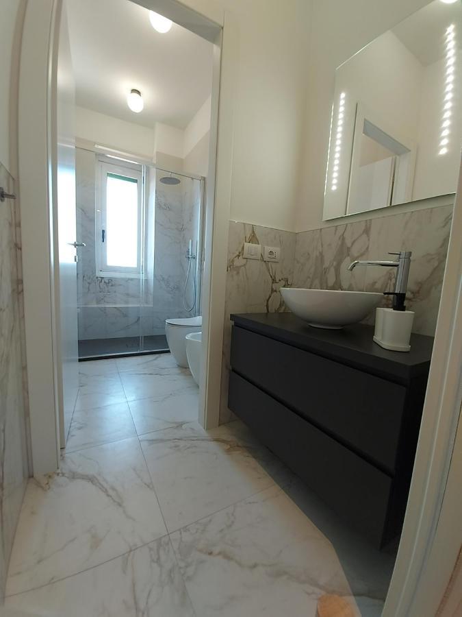 Suite Rent Milan 3 Bagian luar foto